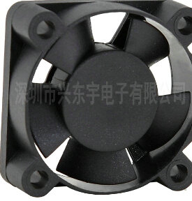 有了散热风扇电脑不怕热